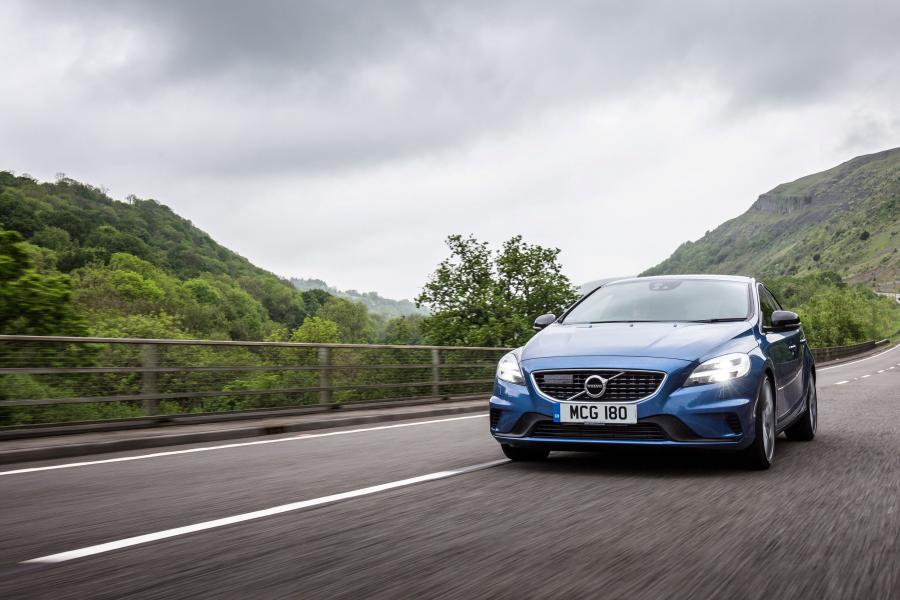  Volvo V40 T5 R-Design Polestar Parts 2016 года  (UK) (фото 6 из 17)